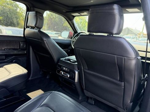 Used 2020 Ford Expedition Limited w/ Special Edition Package RWD image 40