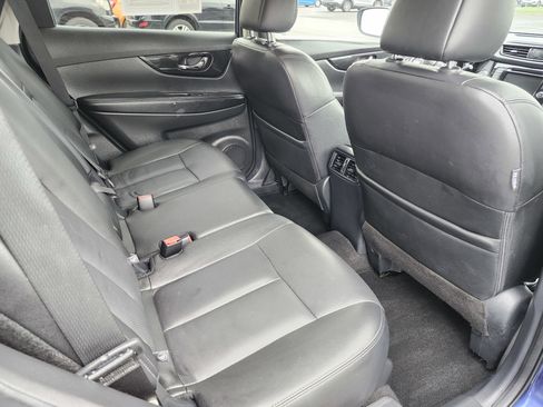 Used 2019 Nissan Rogue SL AWD/4WD image 22