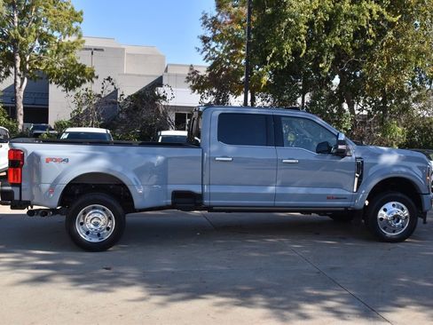 Used 2026 Ford F450 Platinum w/ Platinum Plus Package image 6
