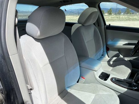 Used 2012 Chevrolet Impala LT w/ LT Sunroof Package image 15
