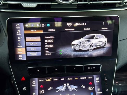 Certified 2024 Maserati Grecale GT image 32