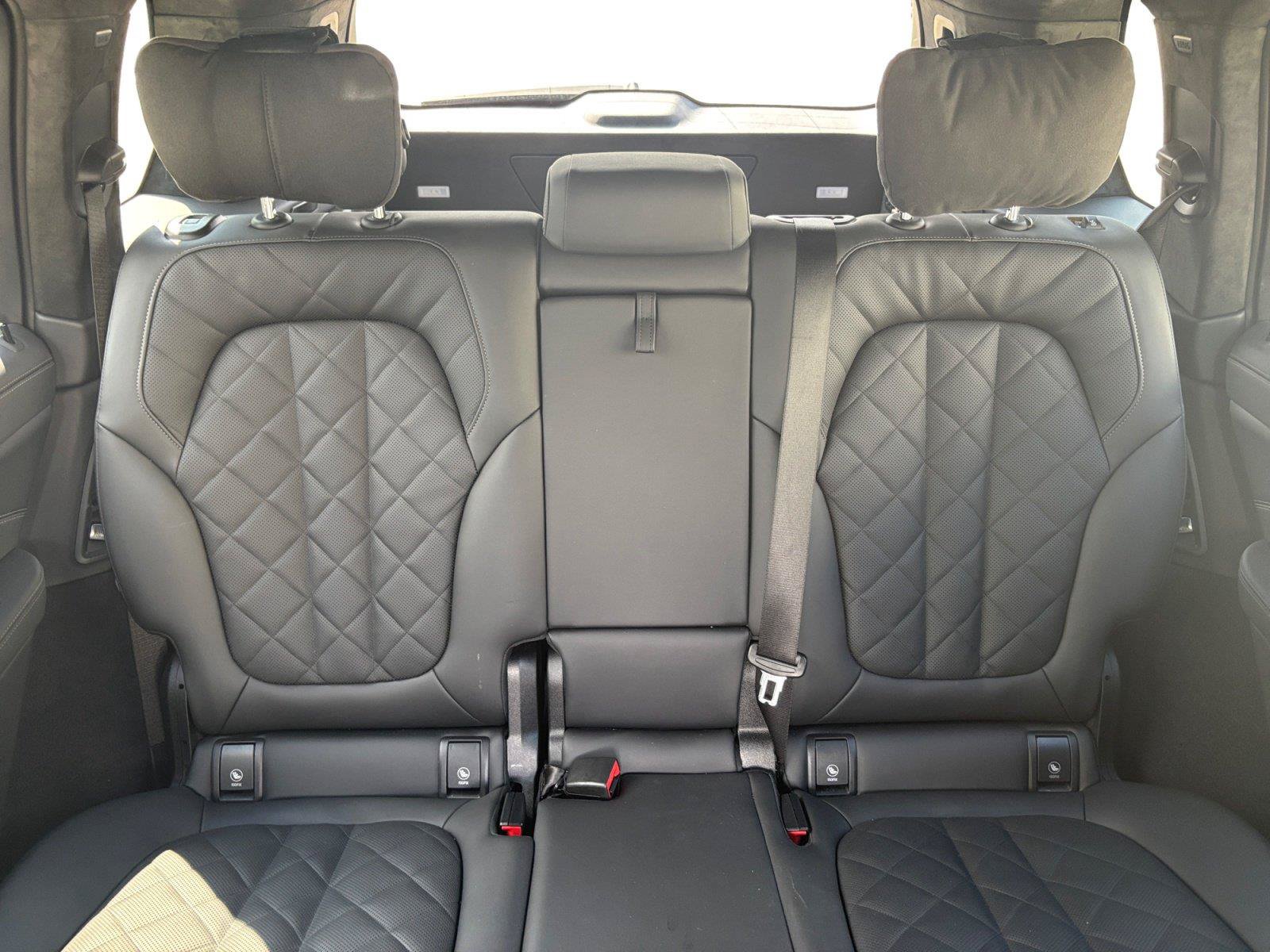 Used 2026 BMW X7 xDrive40i AWD/4WD image 24