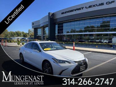 Certified 2025 Lexus ES 350 w/ Premium Package