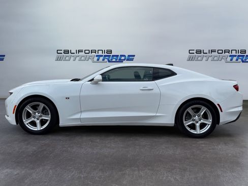 Used 2023 Chevrolet Camaro LT image 8