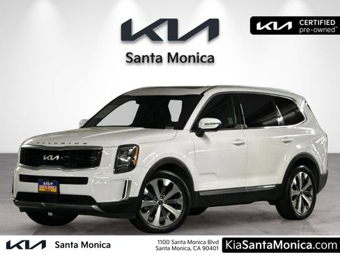 Certified 2022 Kia Telluride EX w/ EX Premium Package AWD/4WD image 1