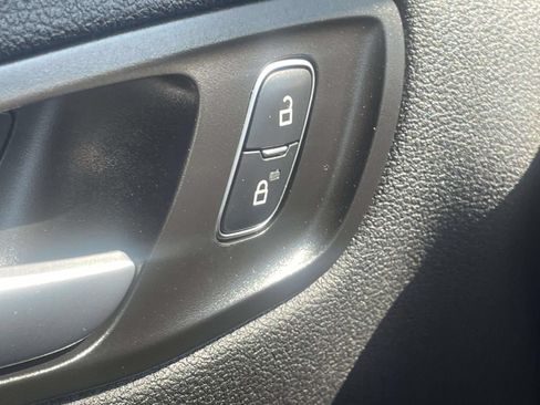 Used 2018 Ford Escape SEL w/ SEL Sport Appearance Package FWD image 26
