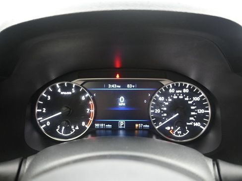 Used 2023 Nissan Altima 2.5 SV FWD image 14