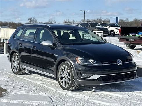 Used 2019 Volkswagen Golf Alltrack SE image 22
