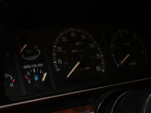 Used 1988 Ford F250 4x4 Regular Cab image 22