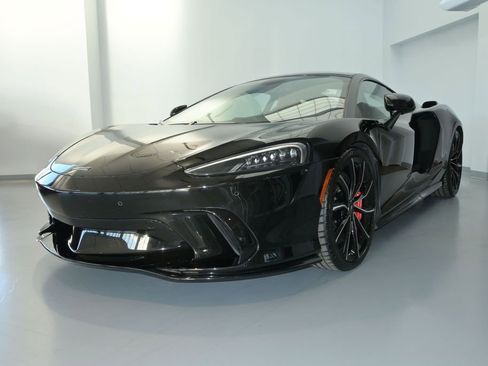 Used 2025 McLaren GTS RWD image 4