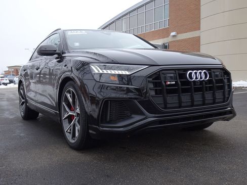 Certified 2023 Audi SQ8 Prestige w/ Prestige Package image 6