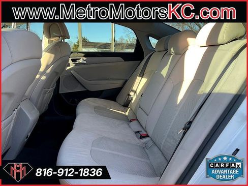 Used 2015 Hyundai Sonata SE image 31