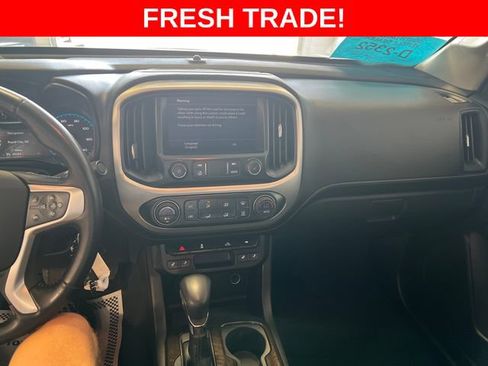 Used 2022 GMC Canyon Elevation w/ Elevation Premium Package AWD/4WD image 12