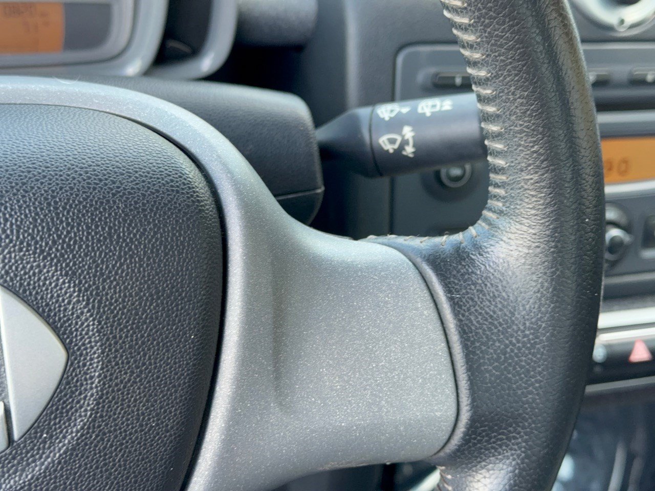 Used 2009 smart fortwo passion RWD image 19