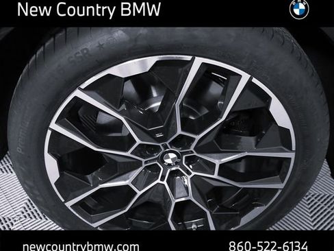 Used 2026 BMW X7 M60i AWD/4WD image 7