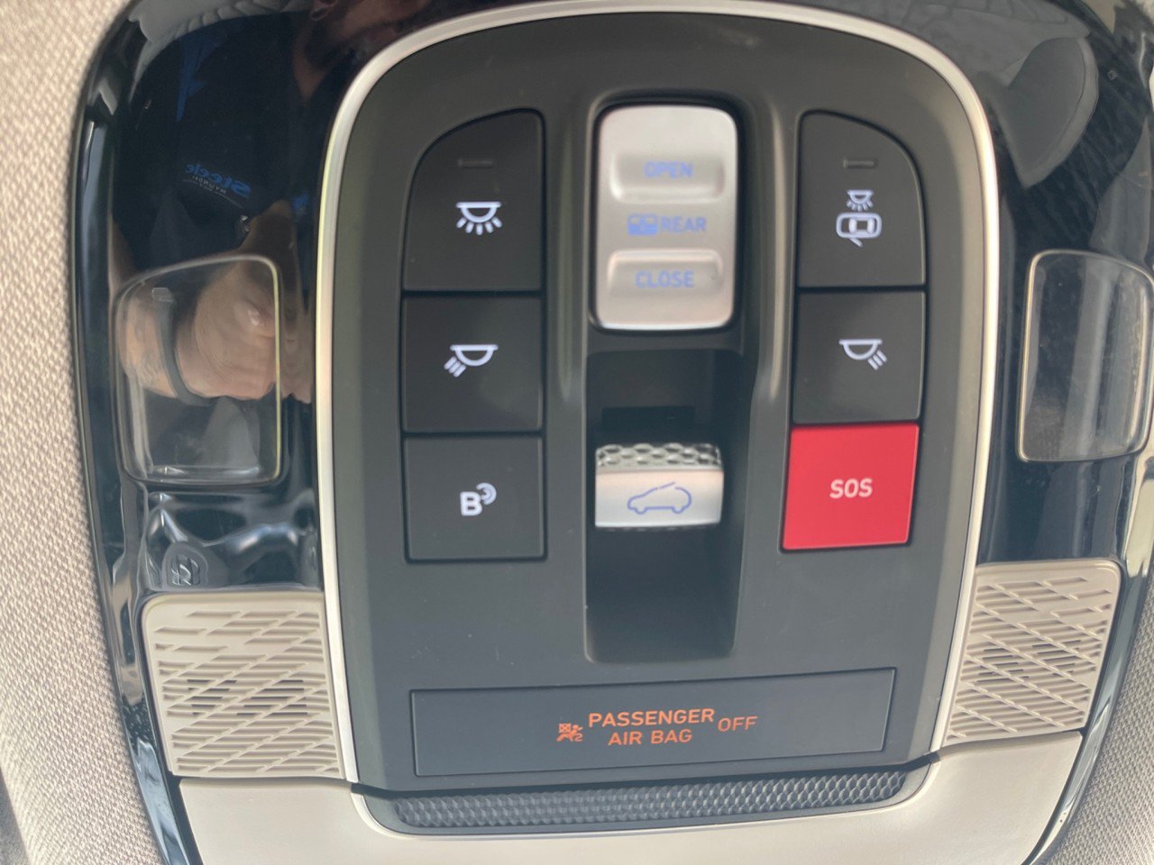 Used 2024 Hyundai Palisade Limited FWD image 21