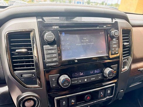 Used 2016 Nissan Titan Platinum Reserve AWD/4WD image 11
