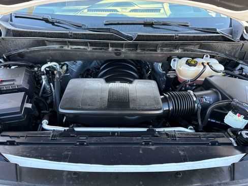 Used 2023 GMC Yukon XL Denali Ultimate image 9