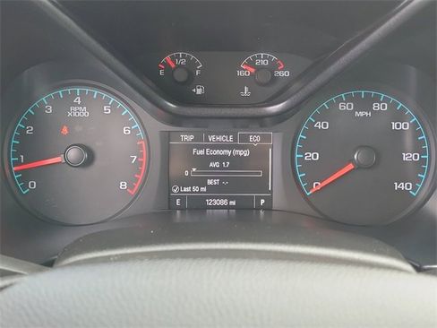 Used 2015 Chevrolet Colorado Z71 image 10