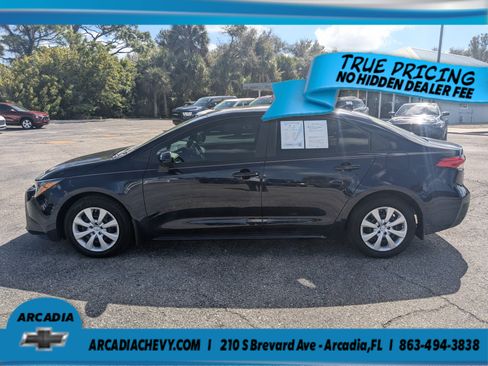 Used 2025 Toyota Corolla LE FWD image 7
