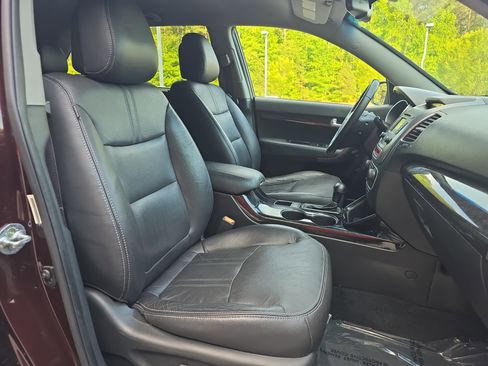 Used 2015 Kia Sorento EX FWD image 10