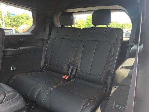 Certified 2023 Jeep Grand Cherokee L Summit AWD/4WD image 11