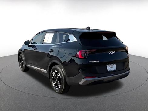 Used 2026 Kia Sportage LX FWD image 10