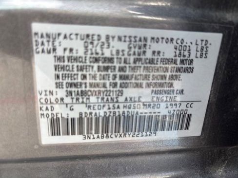 Used 2024 Nissan Sentra SV FWD image 53