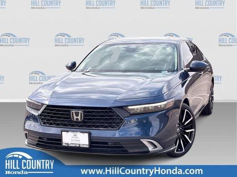Used 2024 Honda Accord Touring image 1