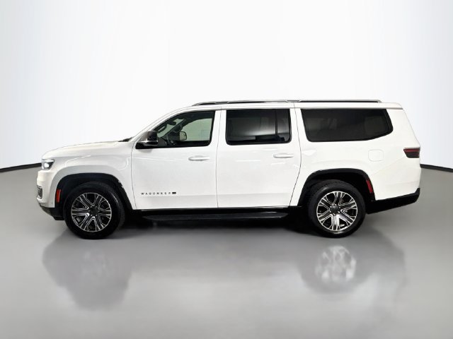 Used 2024 Jeep Wagoneer L Series II w/ Flexible Seating Group RWD image 6