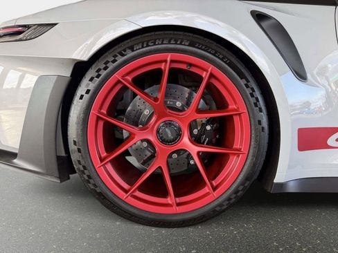 Used 2024 Porsche 911 GT3 RS RWD image 17