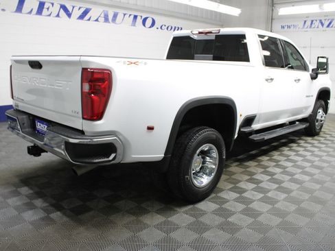 Used 2024 Chevrolet Silverado 3500 LTZ w/ LTZ Convenience Package AWD/4WD image 5