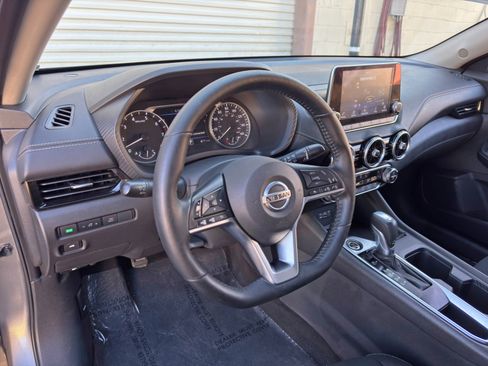 Used 2022 Nissan Sentra SV w/ All-Weather Package FWD image 12