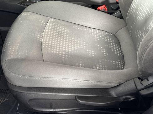 Used 2020 Chevrolet Sonic LT image 16