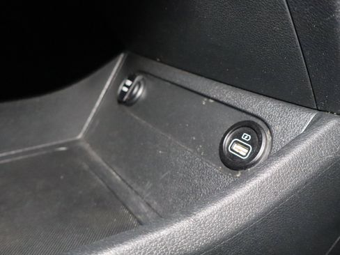 Used 2021 Hyundai Santa Fe SE image 36