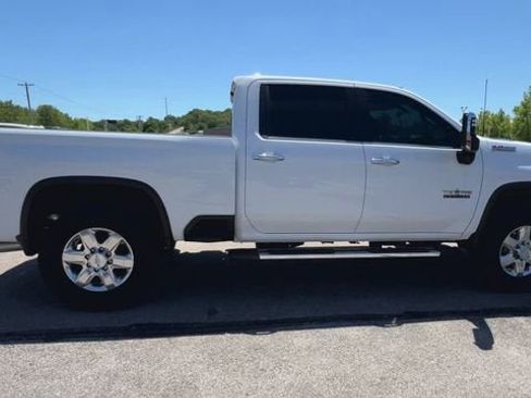 Certified 2020 Chevrolet Silverado 2500 LTZ w/ LTZ Texas Edition AWD/4WD image 9