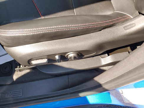 Used 2024 Chevrolet Equinox RS w/ RS Leather Package FWD image 18