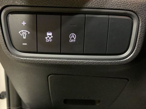 Used 2024 Kia Soul LX w/ Option Group 015 image 8