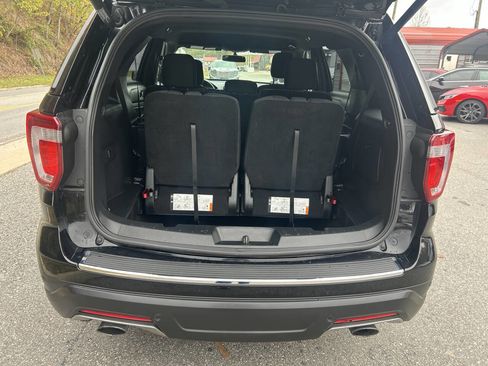 Used 2018 Ford Explorer XLT w/ Equipment Group 201A image 16