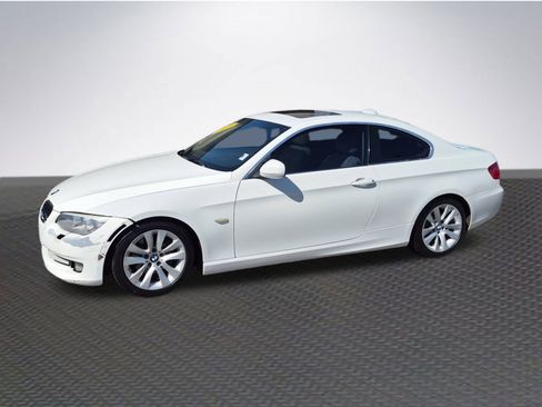 Used 2012 BMW 328i Coupe image 2