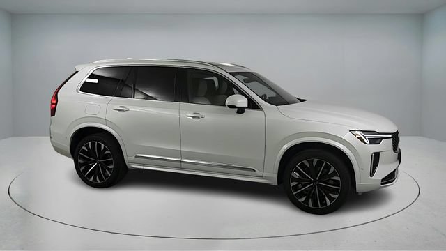 Certified 2026 Volvo XC90 B6 Ultra w/ Protection Package AWD/4WD image 2