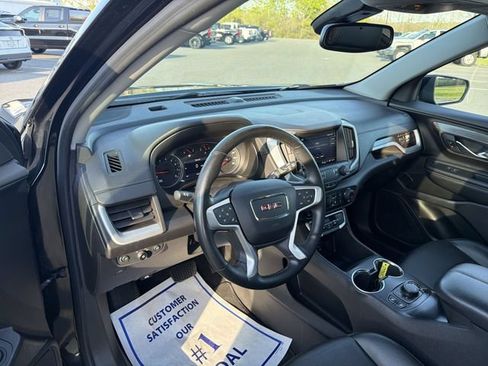 Used 2024 GMC Terrain SLT AWD/4WD image 10