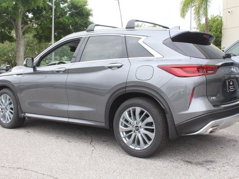 Certified 2025 INFINITI QX50 Luxe image 3