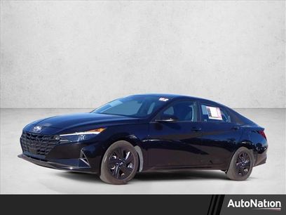 Used 2022 Hyundai Elantra SEL w/ Convenience Package