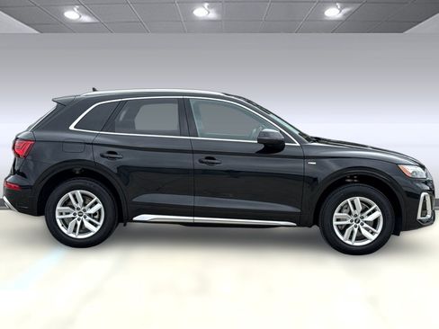 Used 2023 Audi Q5 2.0T Premium w/ Convenience Package AWD/4WD image 7
