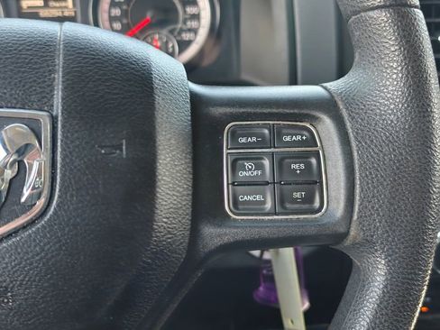 Used 2019 RAM 1500 Express image 29