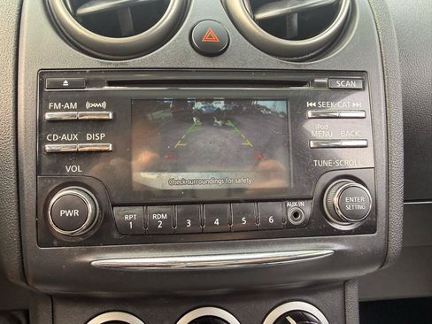 Used 2015 Nissan Rogue S w/ Convenience Package FWD image 13