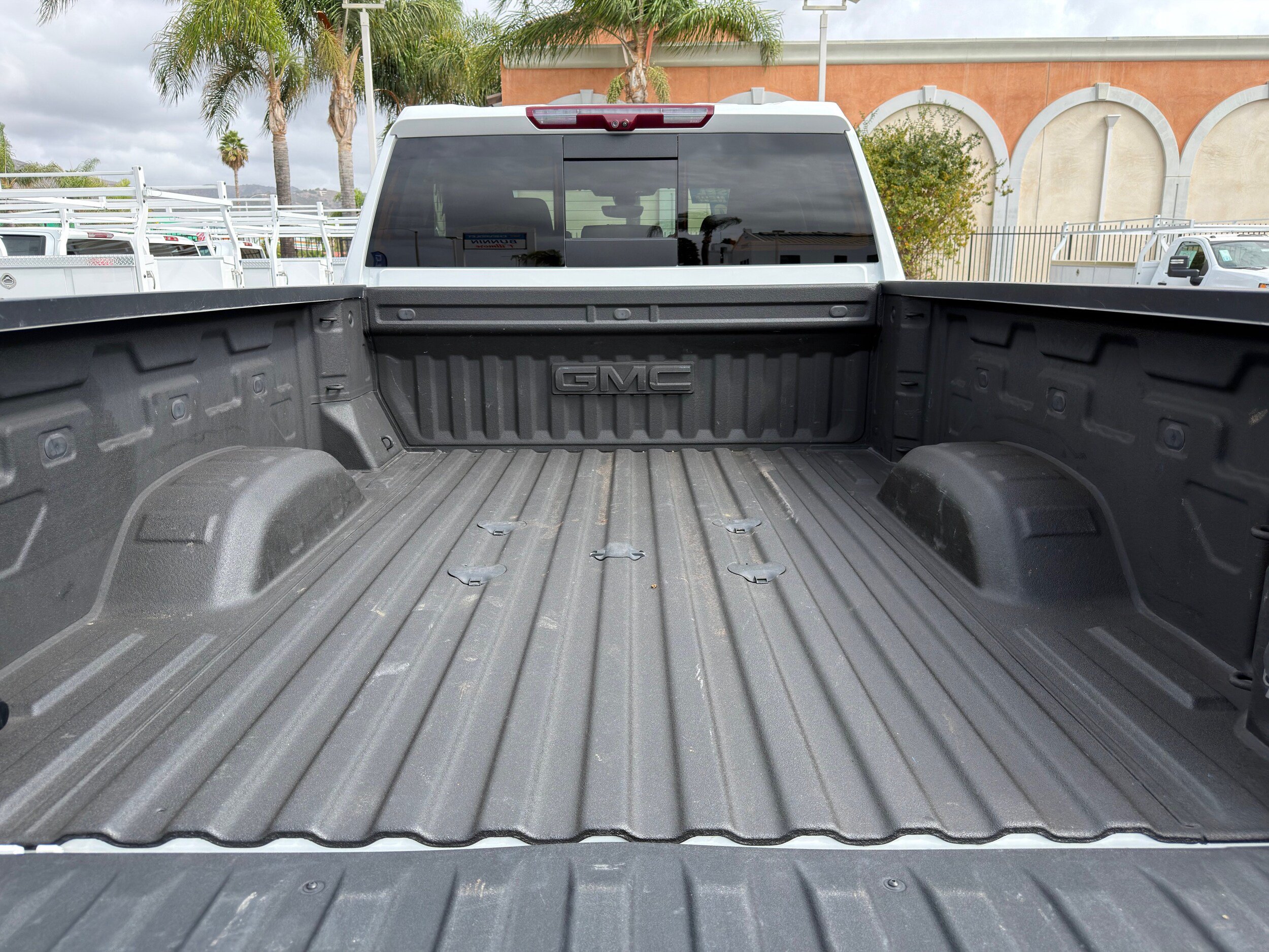Used 2020 GMC Sierra 3500 SLT w/ SLT Premium Plus Package AWD/4WD image 19