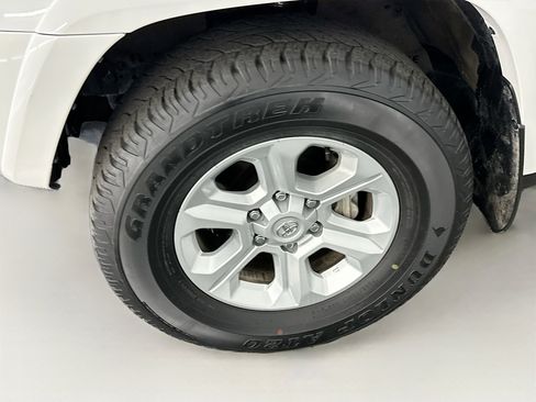 Used 2024 Toyota 4Runner SR5 image 11