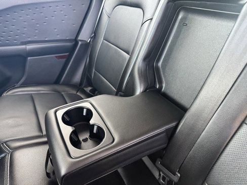 Used 2020 Ford Escape Titanium image 28